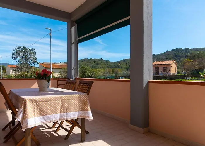 Passeggiata Al Mare Villa Marina di Campo